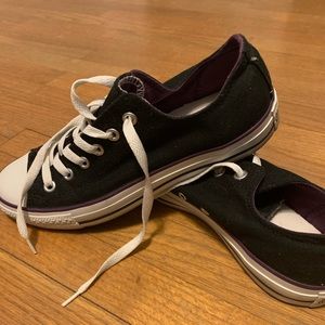 Black Lowtop Converse